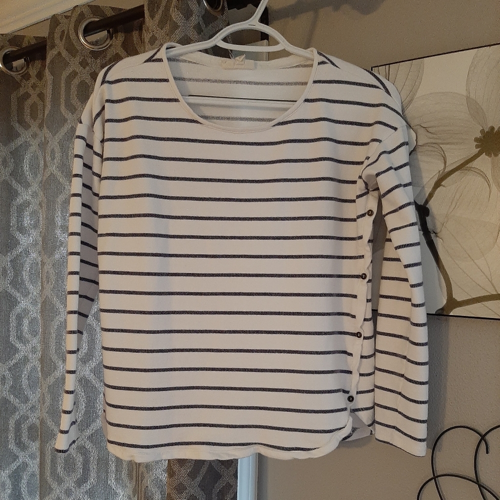 Womens long sleeve shirt